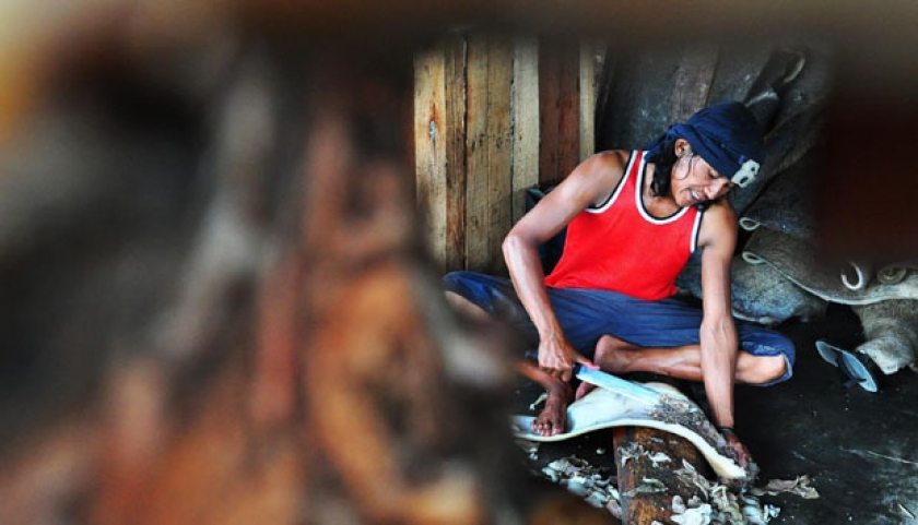 Cara Ubah Kulit Sapi Jadi Hiasan Cantik