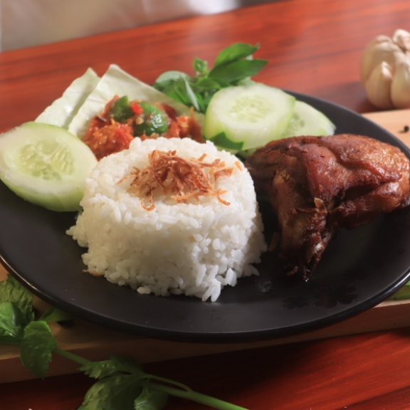 Ayam goreng bumbu rempah