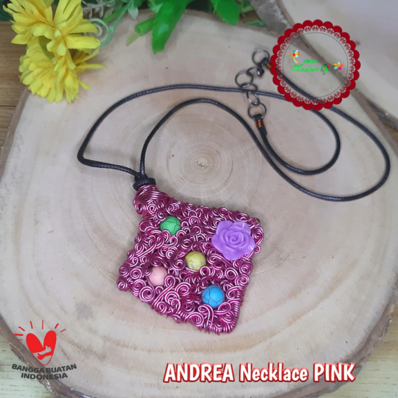 ANDREA Necklace PINK