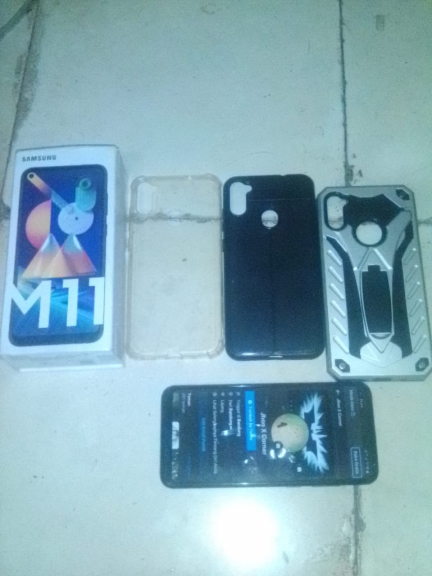 samsung m11 fullset like new