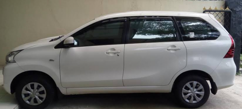 Sewa Mobil Avanza + Driver