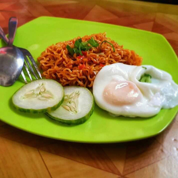 Soto kupat &amp; Ayam geprek