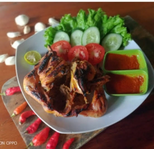 Ayam bakar taliwang dan ikan bakar