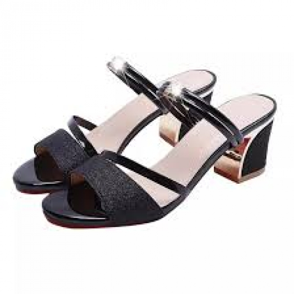 Sandal Heels Wanita Tali Tinggi 5 cm Warna Hitam