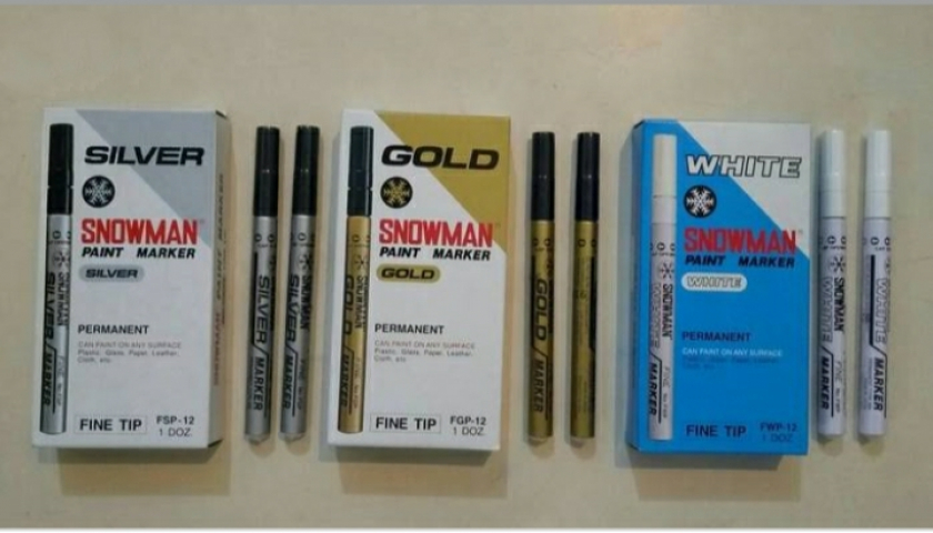 Spidol permanen gold