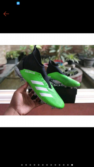 Sepatu bola sepak