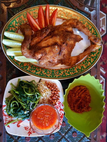 Ayam Bakar Taliwang