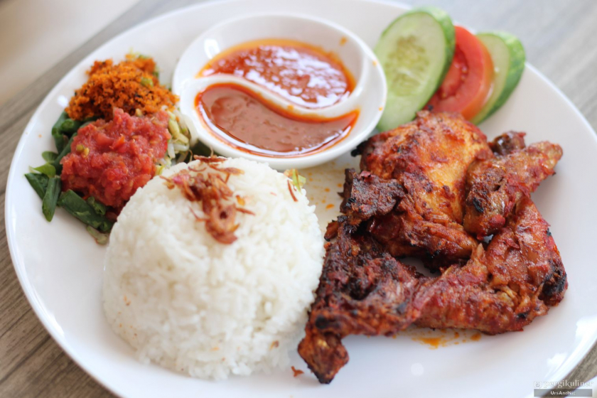 Ayam Bakar Taliwang