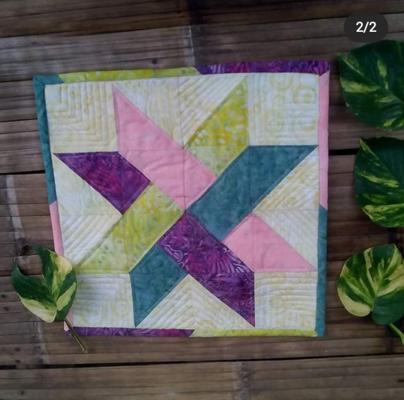 Sarung bantal patchwork 