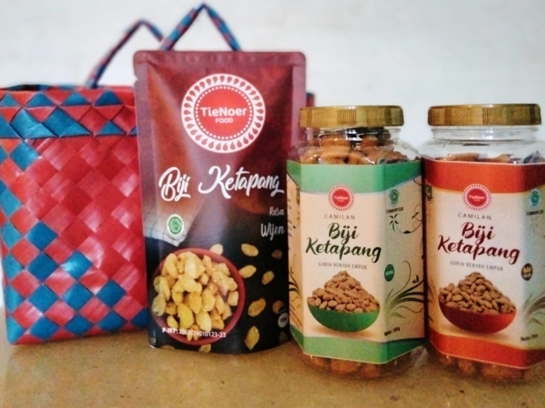 TIENOER biji ketapang kue cemilan Jadul 350g Wijen