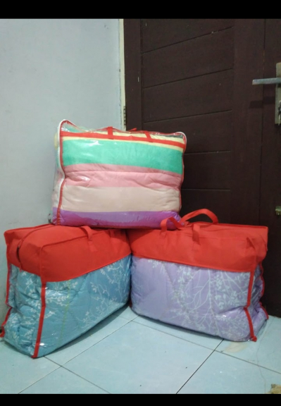 Tempahan costum dan sprei tempat tidur