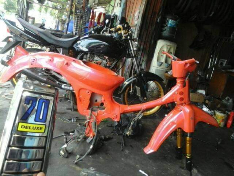 Alat mesin cuci motor