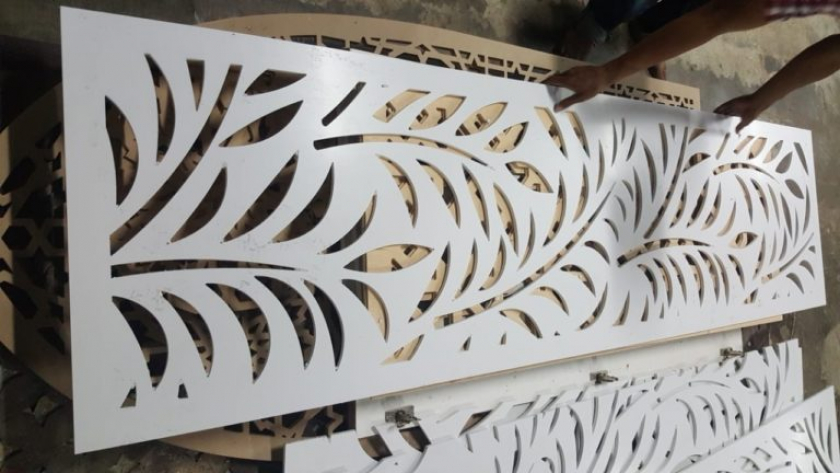 Jasa cutting multiplek,kayu,acp,pvc board CNC ROUTER