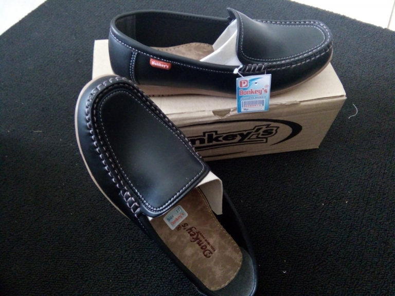 Sepatu dan Sandal