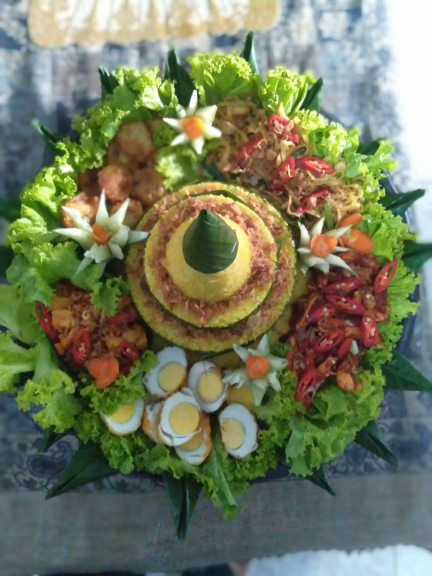 Tumpeng