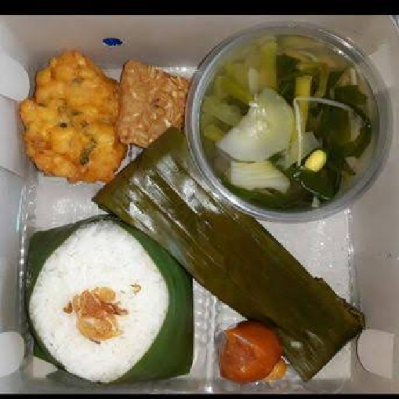 Nasi Pepes Tongkol Sayur Asem