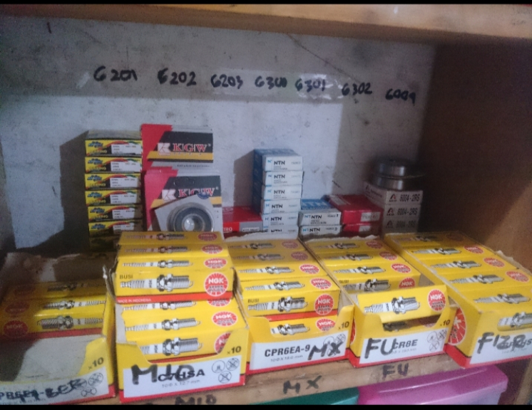 Servis dan Perbaikan Kendaraan Roda 2