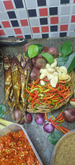 Sambal Roa asap