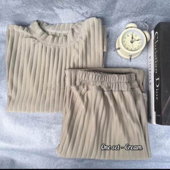 setelan knits hornet