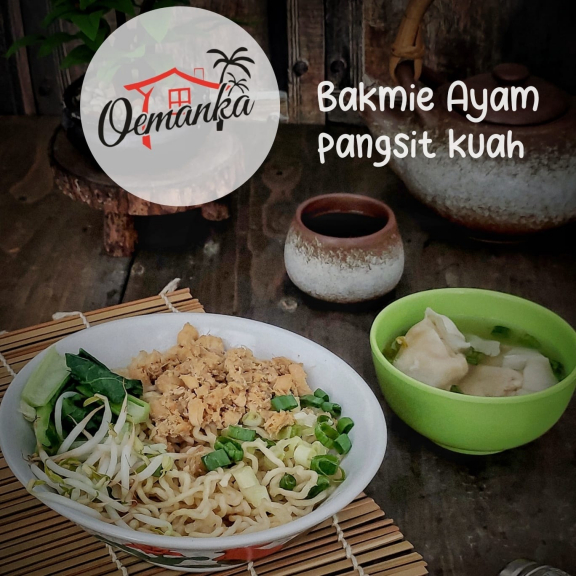 Bakmie Ayam Pangsit Kuah