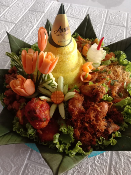 Tumpeng 