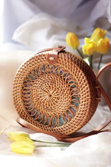 Tas Rotan Bundar