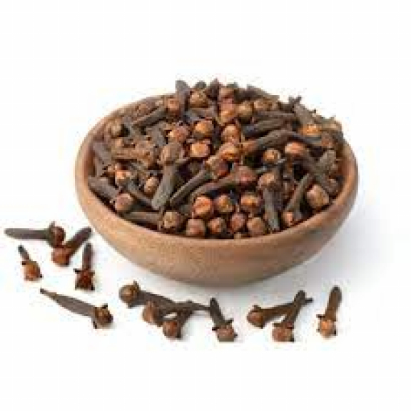 Cengkeh Utuh