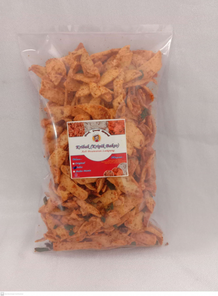 Kripik bakso pedas daun jeruk