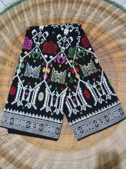 Kain Tenun Lombok 