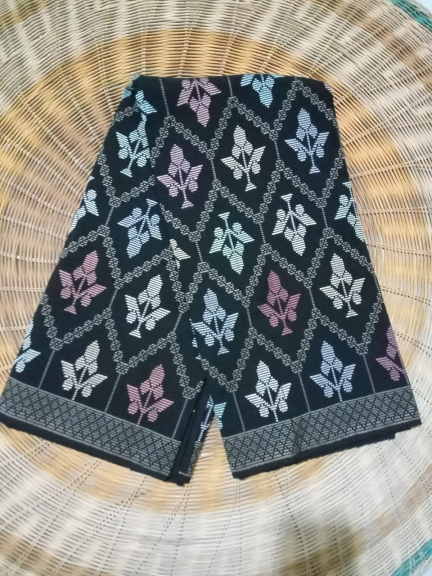 Kain Tenun Lombok 