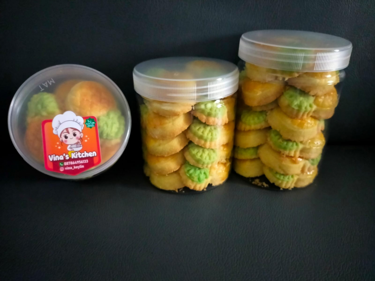 Nastar gemoy isi nanas