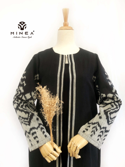 MineaOuter Tenun Troso Zaina