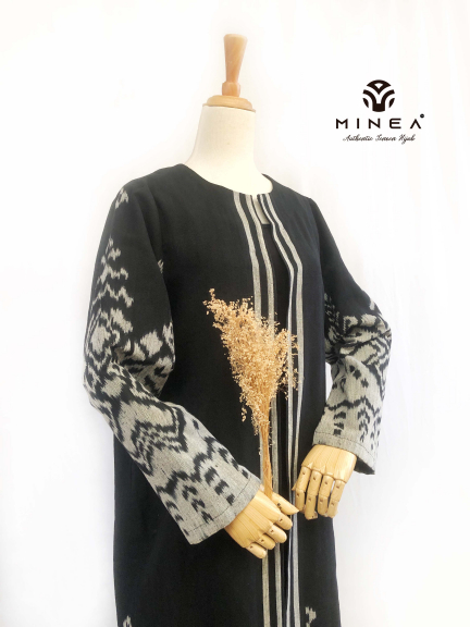 MineaOuter Tenun Troso Zaina