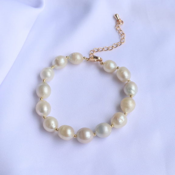 Gelang mutiara laut