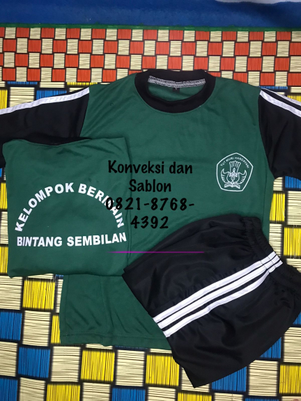 Seragam Olahraga Sekolah