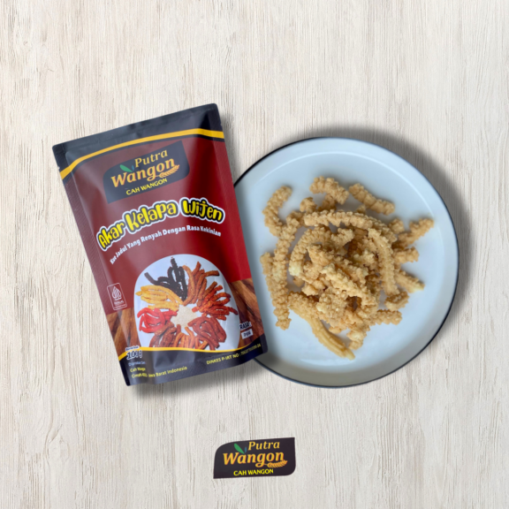 Cemilan Akar Kelapa wijen, Mie Ayam Buah Naga dan Daun Sosin,Tahu Walik, kue Kering Nastar,Keju,Salju,Kacang