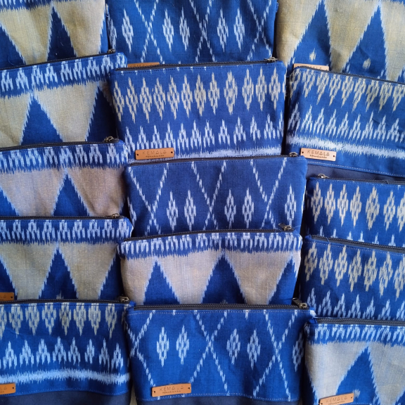 MIMOSA POUCH BIRU