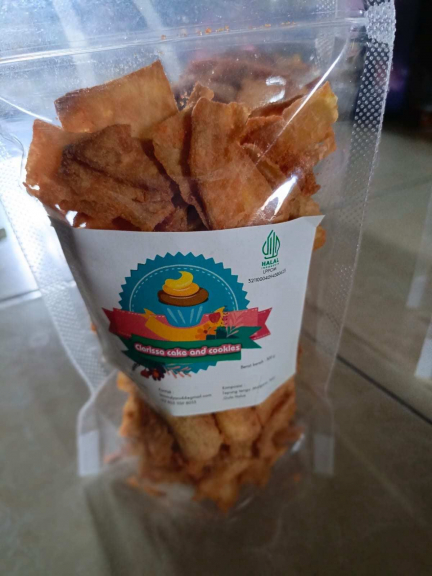 Biji ketapang, keripik singkong