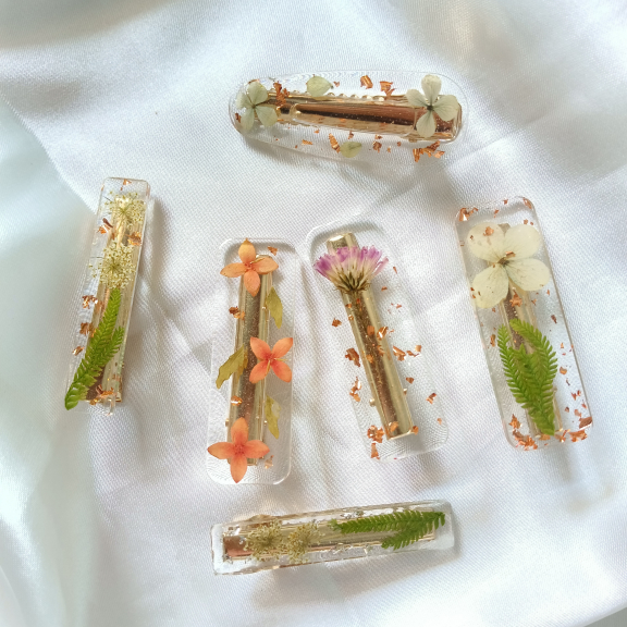 Jepit rambut floral resin