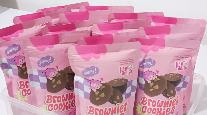 Brownies Cookies Topping kacang mede