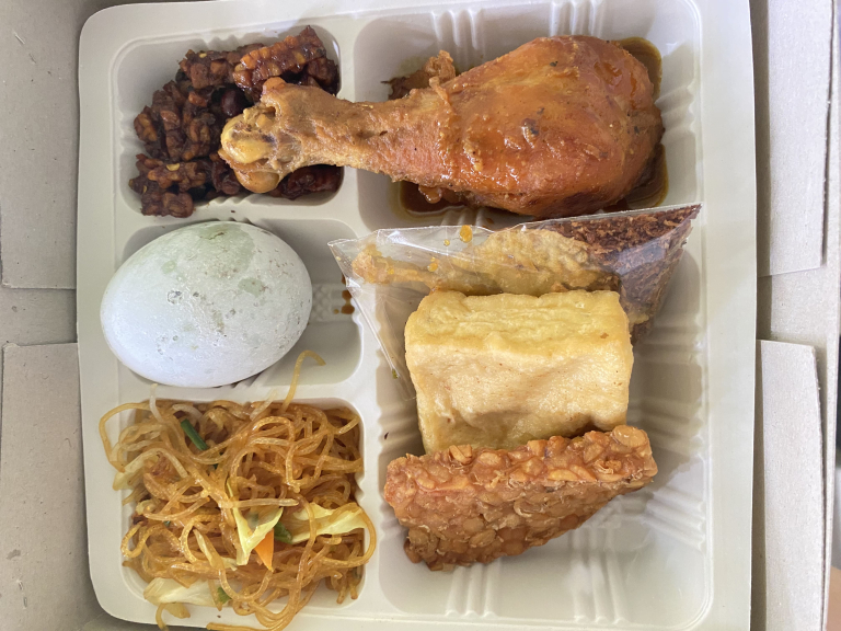 Putri Wulan Catering