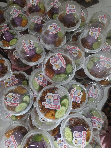 Nasi Tumpeng Mini Pelangi