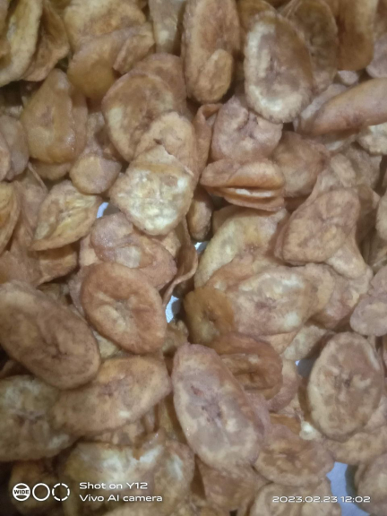 Keripik pisang goroho