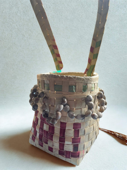 Tas samping tradisional Aru