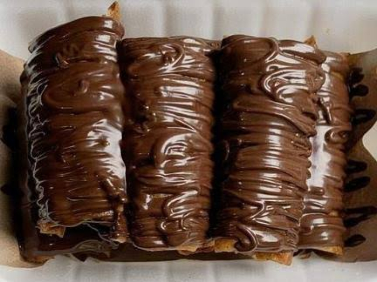 Pisang coklat pas aman