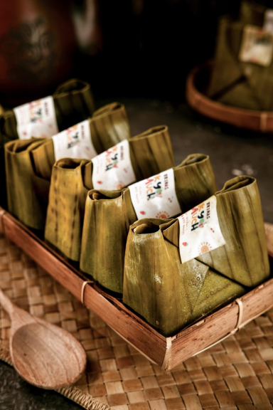 Barongko , cantik manis, dan soes