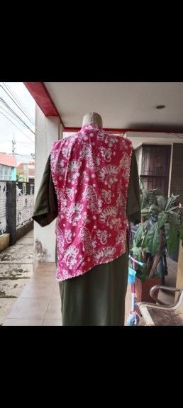 Vest batik rajut