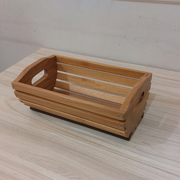 Wooden basket 