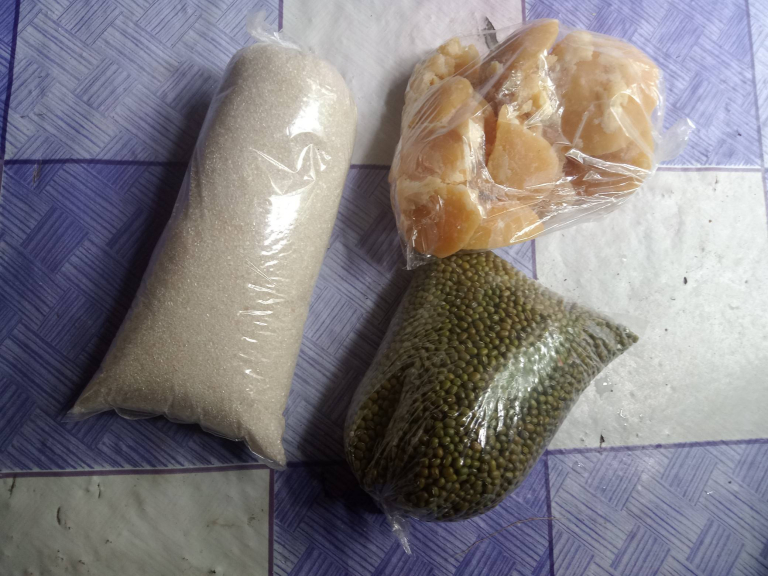 Sari kacang ijo kembar 