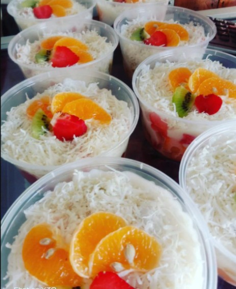 Jus, jamu, siomay, manisan 